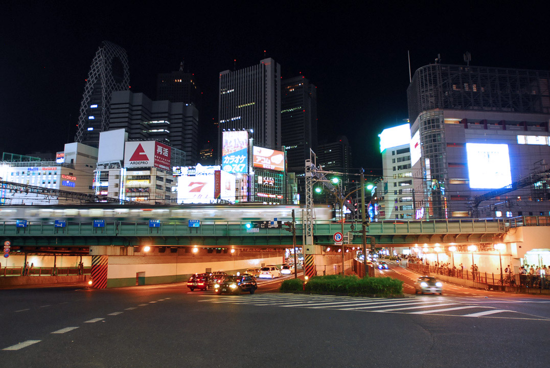 Tokyo Shinjuku time lapse